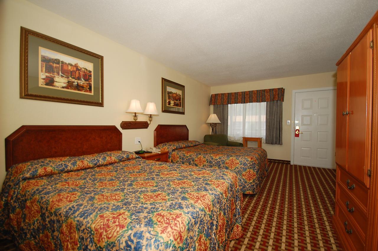 Millville Motorsports Inn And Suites חדר תמונה