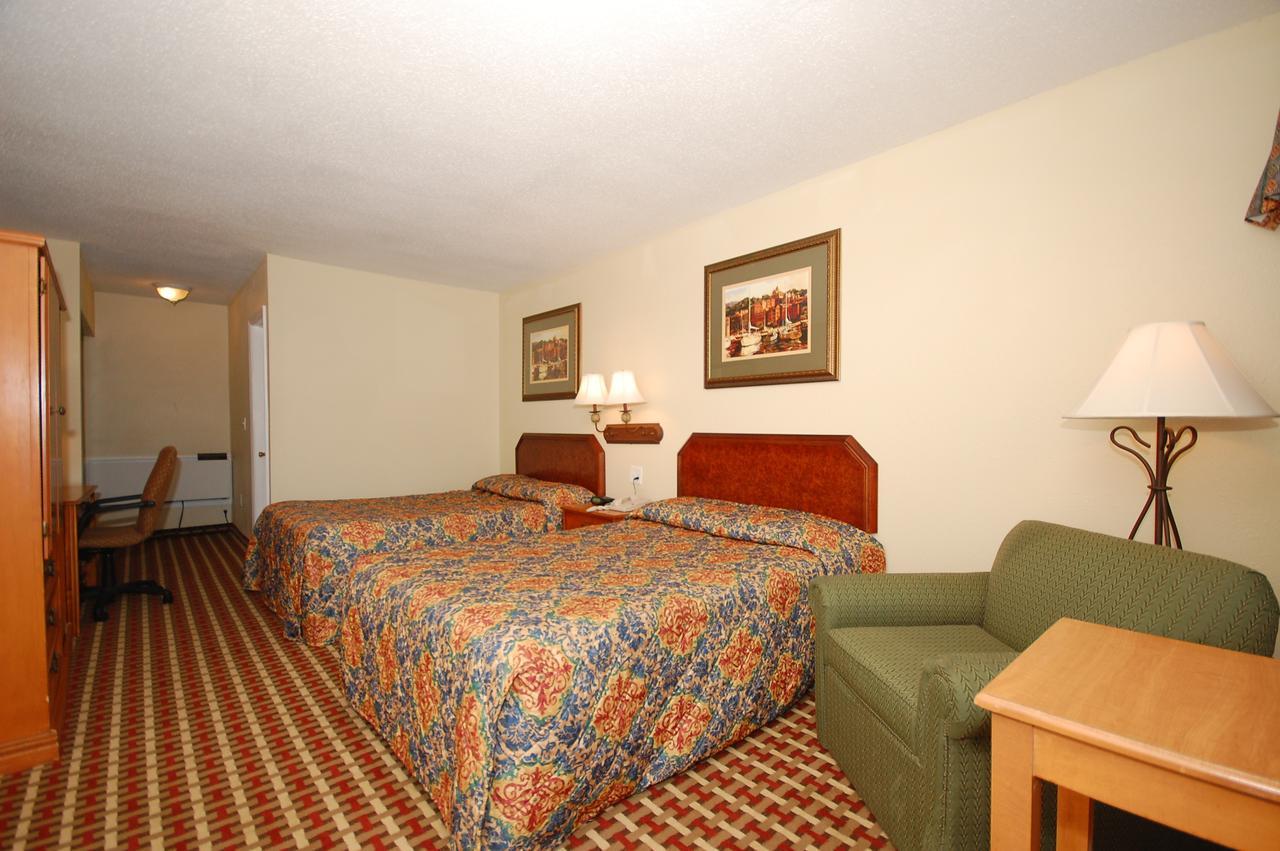 Millville Motorsports Inn And Suites מראה חיצוני תמונה